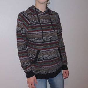 Light weight stripped hoody with pockets. Brand unknown. Size women medium.